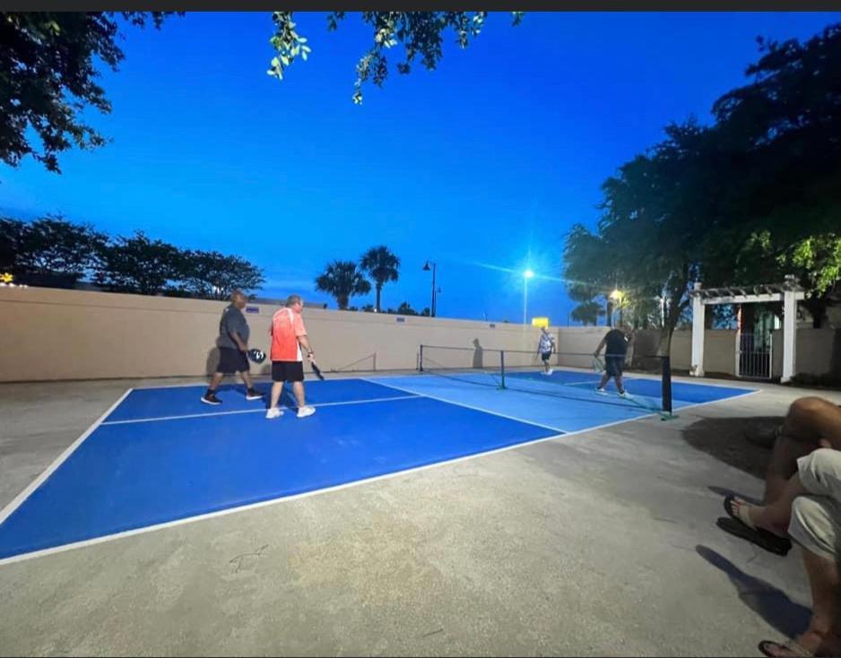 LAKETOWN 5 POOLs STEPS TO BEACH FAMILY FRIENDLY Panama Stadt Exterior foto